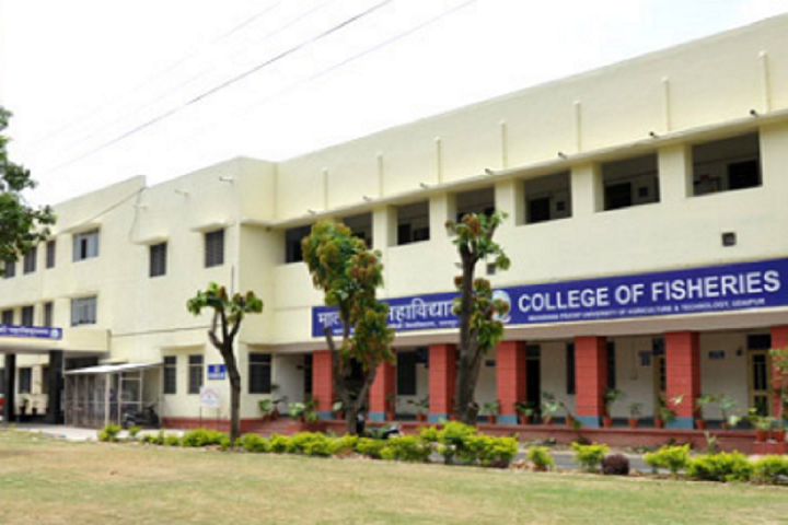https://cache.careers360.mobi/media/colleges/social-media/media-gallery/15397/2019/3/8/Campus View of College of Fisheries Udaipur_Campus-View.png